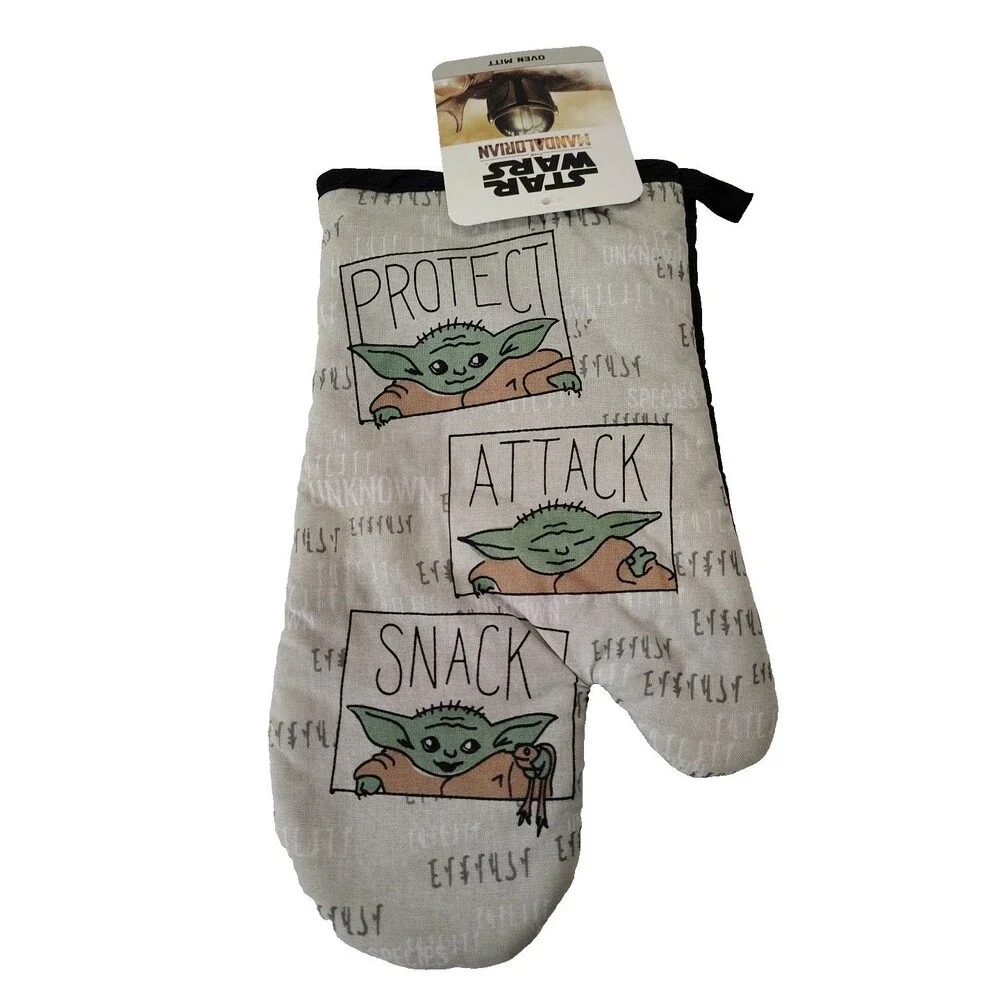 Disney Mandalorian Grogu Baby Yoda Oven Mitt Kitchen Towel Gray Green 2 Pieces